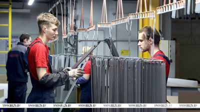 Лукашенко: молодежь будем поддерживать, но тех, кто хочет трудиться
